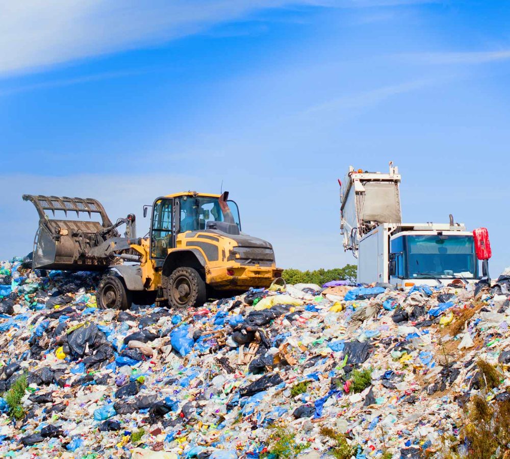 garbage truck unloading
